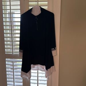 IC by Connie K Black/White Knit Pantsuit